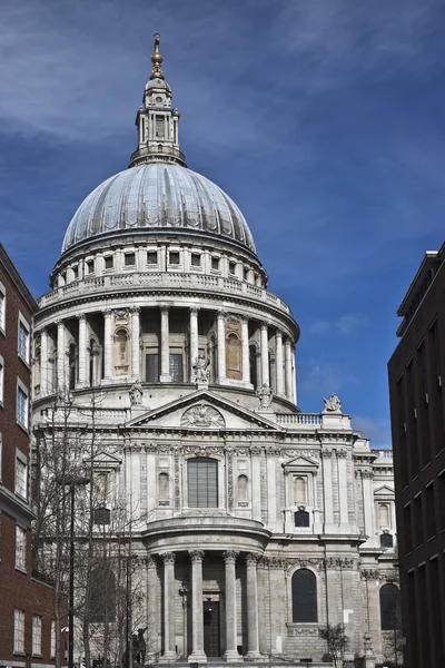 St. Paul's Cathedral from the south. — Stock Photo, Image