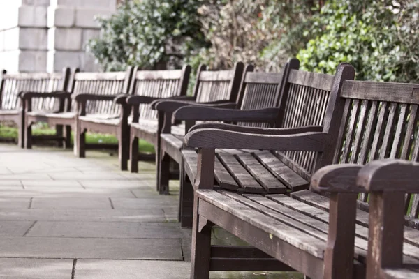 Benches near St. Paul`s Cathedral — Stock Photo, Image