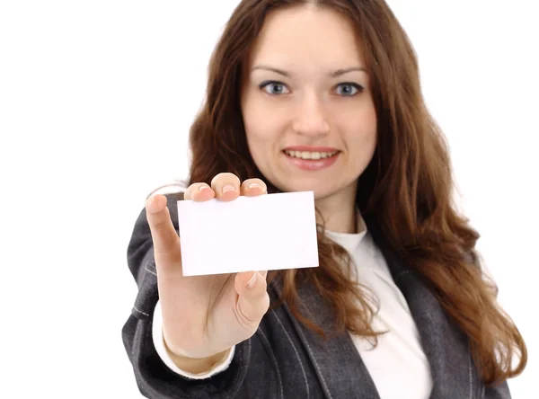 Jovem mulher de negócios feliz com sinal em branco ou cartão de visita, isolado — Fotografia de Stock
