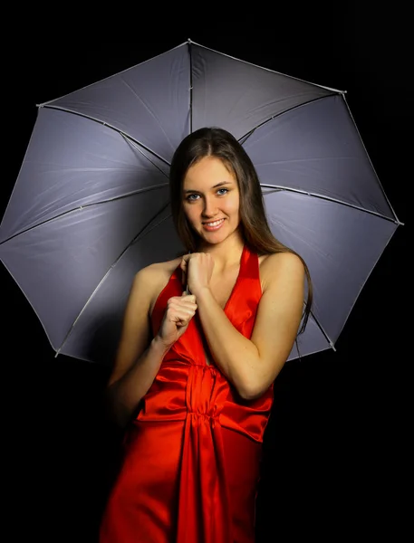 갈색 우산을 가진 섹시 한 여자. — 스톡 사진