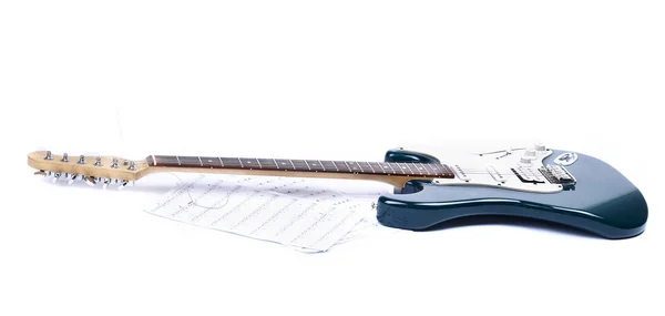 Guitarra eléctrica sobre fondo blanco — Foto de Stock