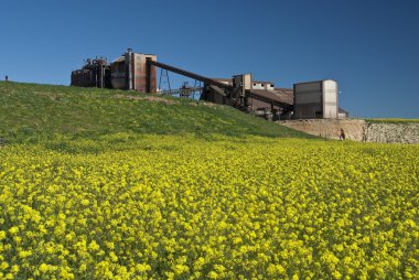 Abandoned sulfuric acid plant clipart