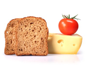 Хлеб, сыр и помидор