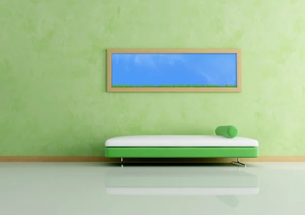 现代沙发和 grren 墙上的图片 — 图库照片