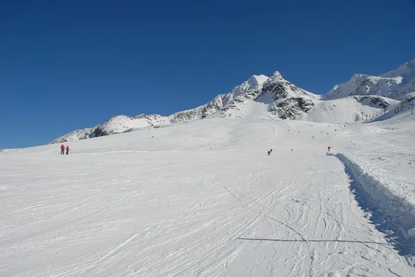 Лыжный спорт в Австрии — стоковое фото