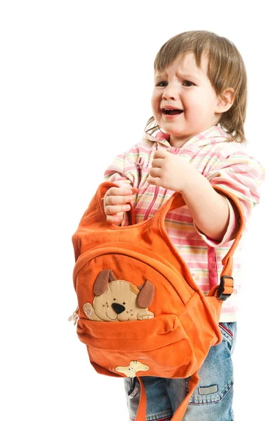 Bir sırt çantası ile ağlayan çocuk — Stok fotoğraf