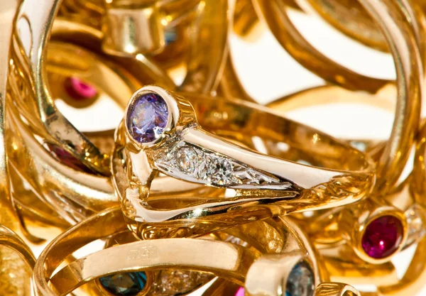 Anéis dourados Imagens De Bancos De Imagens Sem Royalties