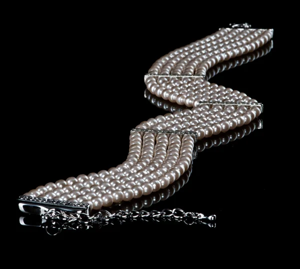 Un collar de perlas — Foto de Stock