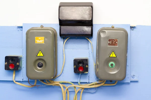古い電圧スイッチ — ストック写真