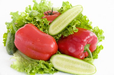 biber marul domates salatalık