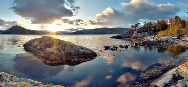 挪威峡湾的全景视图 — Φωτογραφία Αρχείου