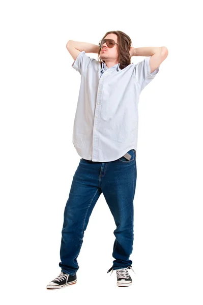 Pohledný chlap v košili a džínách — Stock fotografie