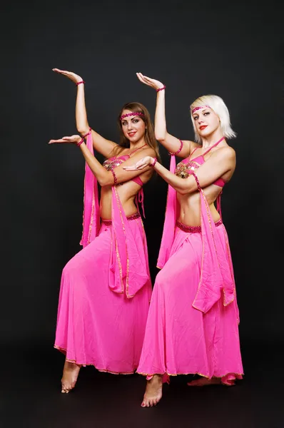 Dueto de dança oriental — Fotografia de Stock