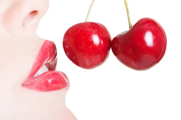 딸기와 입술의 매크로 촬영 — 스톡 사진