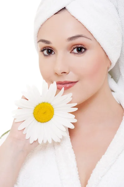 Woman with camomile over white background — Stock Photo, Image