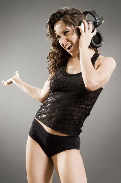 DJ feliz com fones de ouvido — Fotografia de Stock