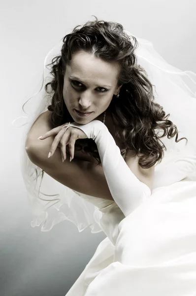 Portrait of beautiful bride — Stock Photo, Image