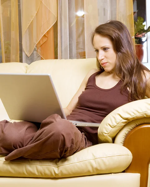 Woman browsing in internet — Stock Photo, Image