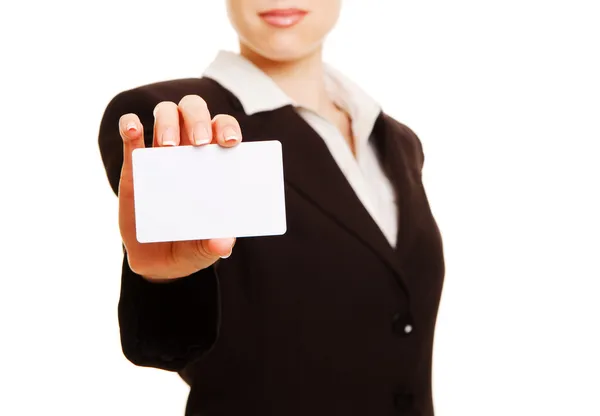 Γυναίκα που παρουσιάζουν επαγγελματική κάρτα — Φωτογραφία Αρχείου
