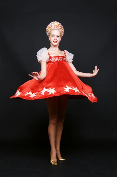 Ruská Kráska v taneční — Stock fotografie