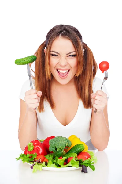 Счастливая женщина с овощами — стоковое фото