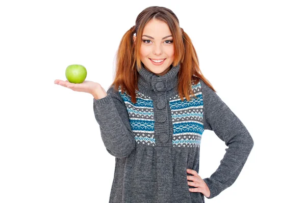 Жінка тримає зелене яблуко — стокове фото