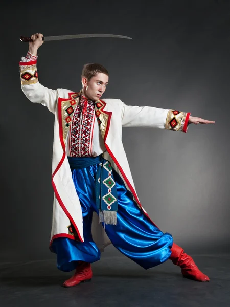 Cossaco armado posando — Fotografia de Stock