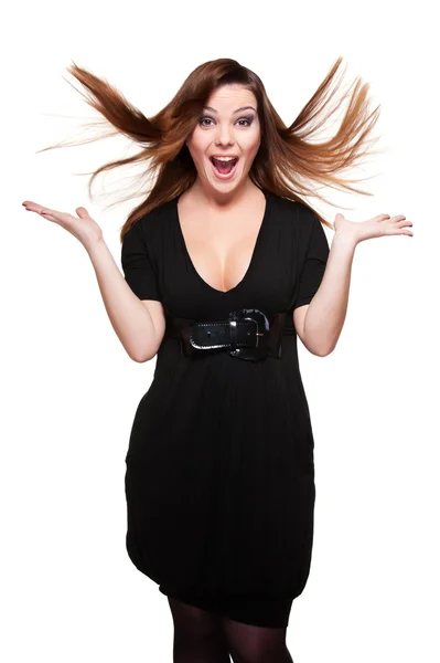Attraktive junge Frau mit windigen Haaren — Stockfoto