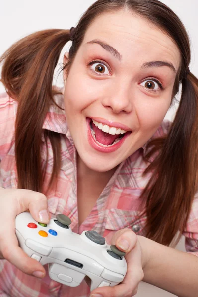 Γυναίκα που παίζει βίντεο παιχνίδι — Φωτογραφία Αρχείου