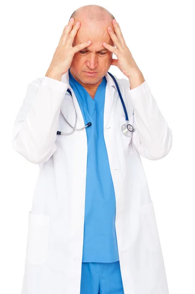 Médico atencioso em uniforme — Fotografia de Stock