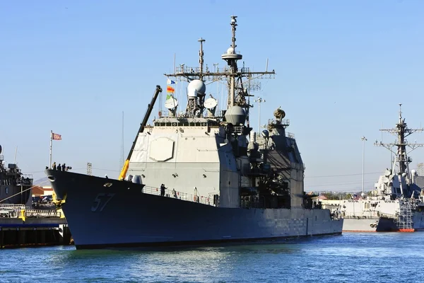 US Navy Battle Ship — Stock Photo, Image