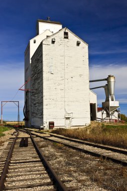 Grain Elevator clipart