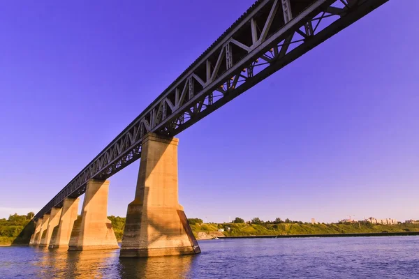 Železný železniční most — Stock fotografie