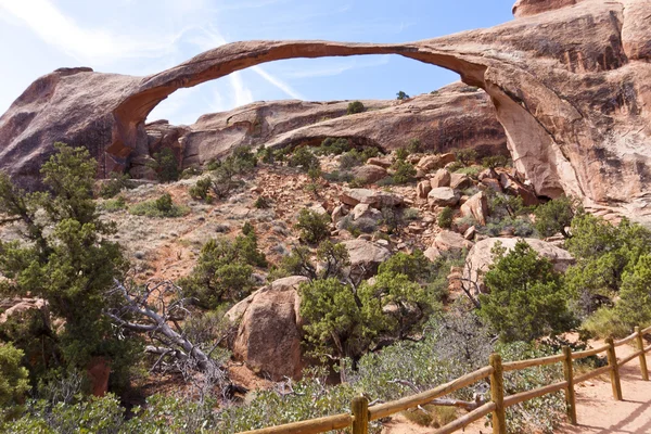 Arco delicado no Parque Nacional dos Arcos — Fotografia de Stock