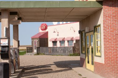 Corner Gas Station clipart