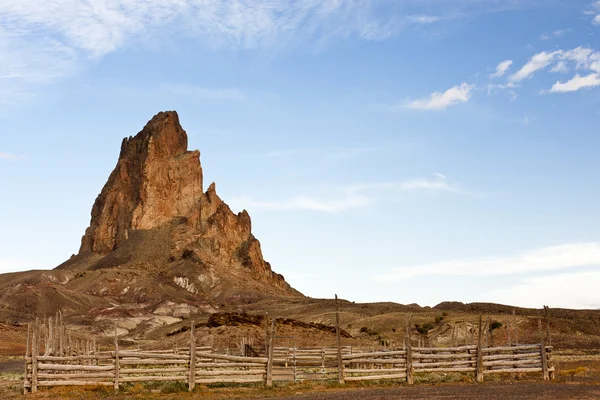El Capitán. Antiguo volcán extinto en Arizona — Foto de Stock