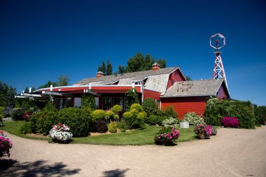 Saskatoon Berry Barn clipart