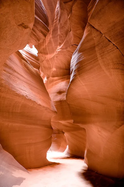 De gebeeldhouwde wanden van antelope canyon — Stockfoto