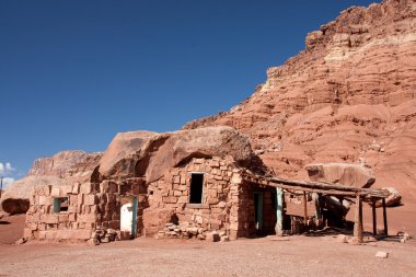 Native American dwellings