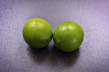 Her iki limes