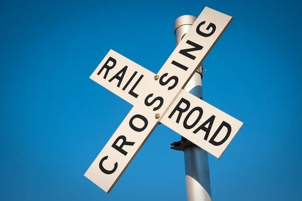 Cruzamento ferroviário — Fotografia de Stock