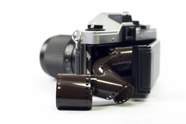 Eine Alte Kleinbildkamera Und Film — Stockfoto