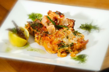 Lazanya salmone