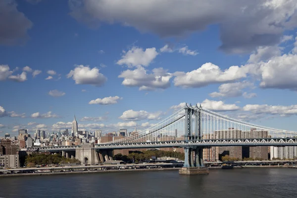 Die New York City Uptown Skyline Nachmittag Manhattan Bridge — Stockfoto