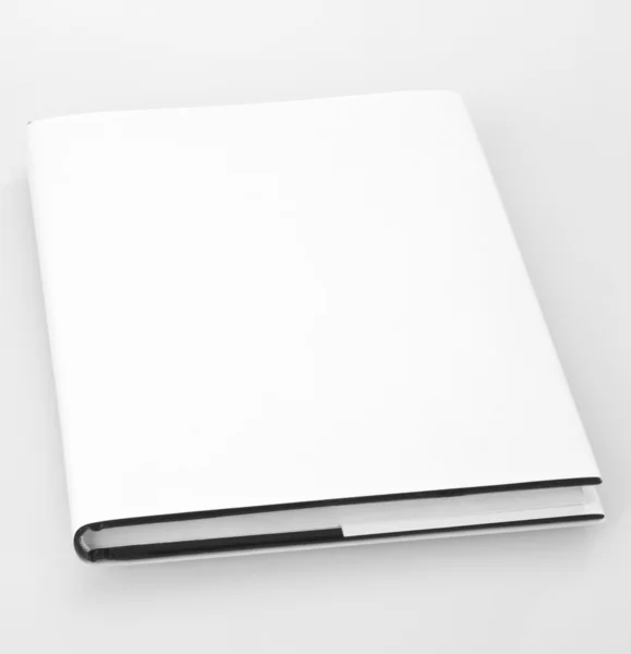 空白の本カバー ホワイト — ストック写真