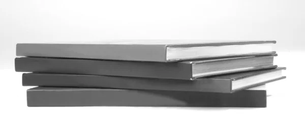 Cubierta de cuatro libros en blanco — Foto de Stock