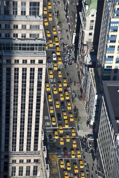 Taxi Nueva York Quinta Avenida Atascado Con Coches — Foto de Stock