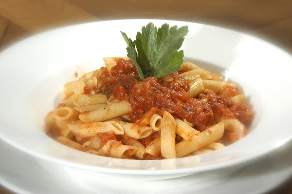 Makkaroni Napolitana Mit Tomatensauce Und Petersilie — Stockfoto