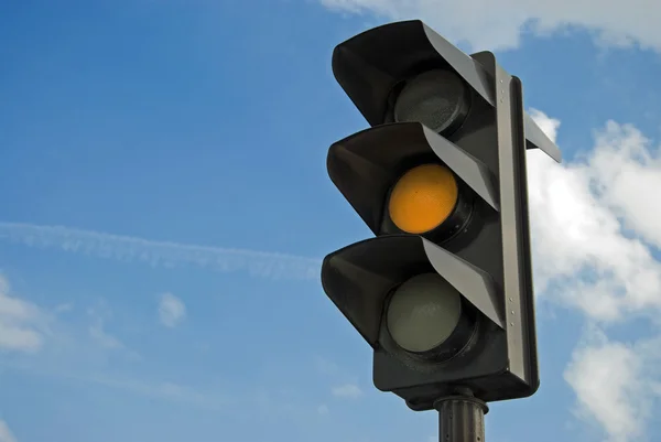 Amber color on the traffic light — Stock Photo, Image