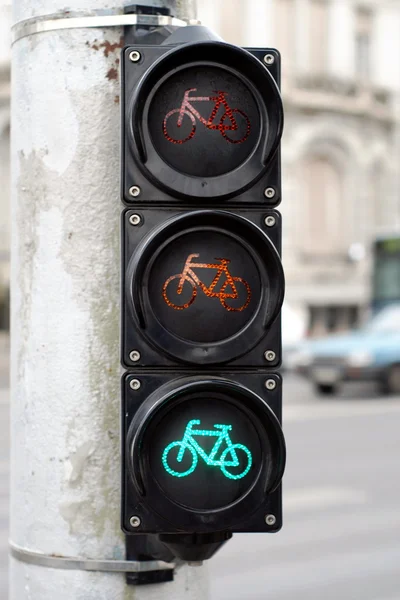 Green color on the traffic light for bicycles — Stock Photo, Image